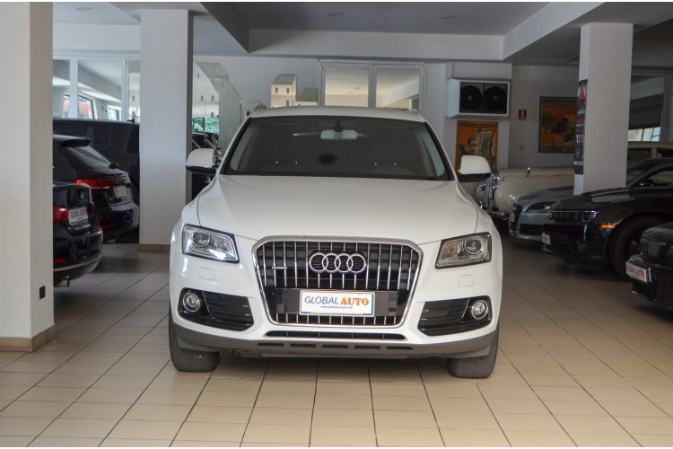 Audi Q5 2.0 TDI quattro S-tronic Business